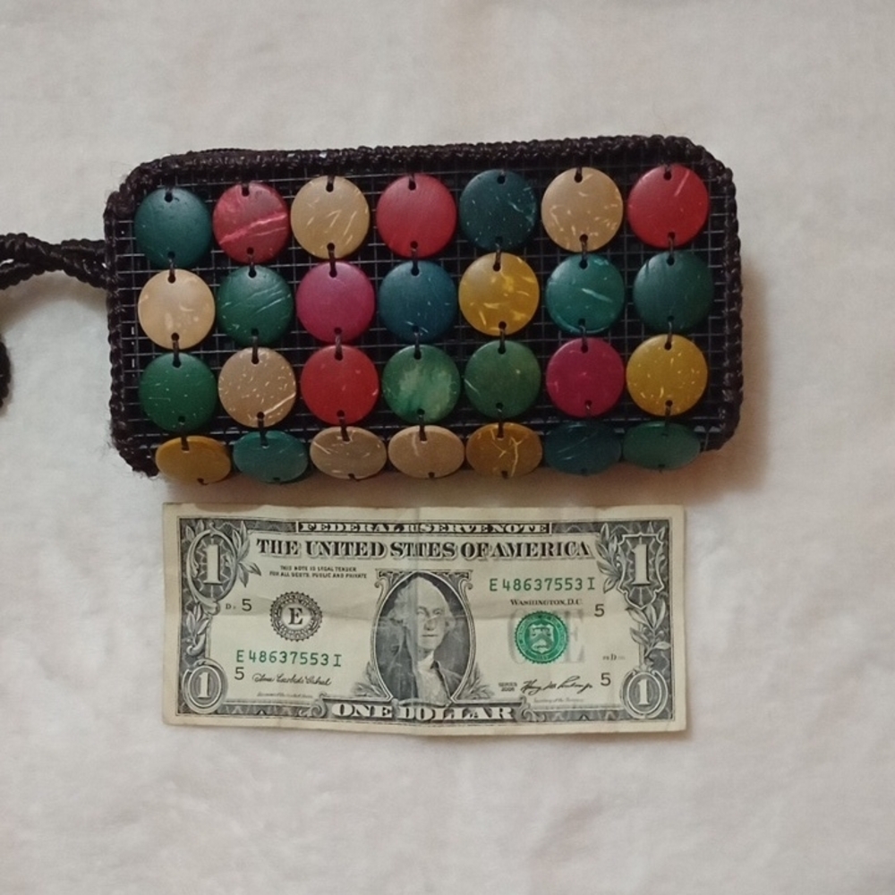 Coconut Shell Clutch/Wallet - Picture 2 of 4